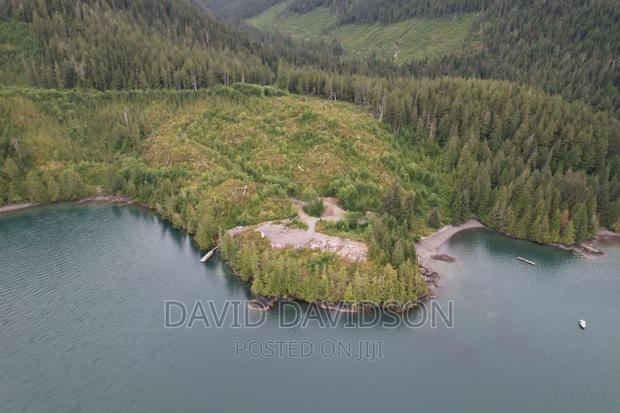 30 ACRES of Island Akosombo · Photo 1