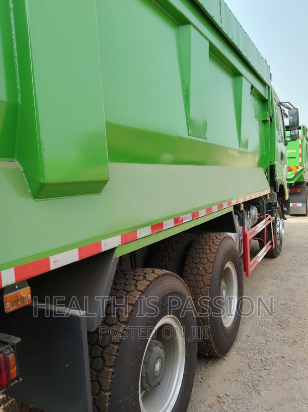 Brand New Zoomlion Tipper Trucks 12wheel 10wheel for Sale photo 9