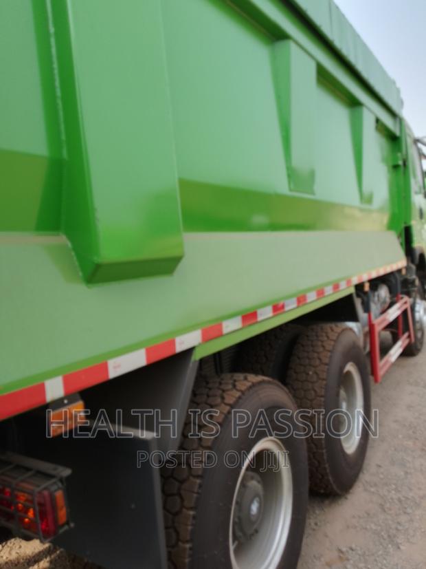 Brand New Zoomlion Tipper Trucks 12wheel 10wheel for Sale photo 10