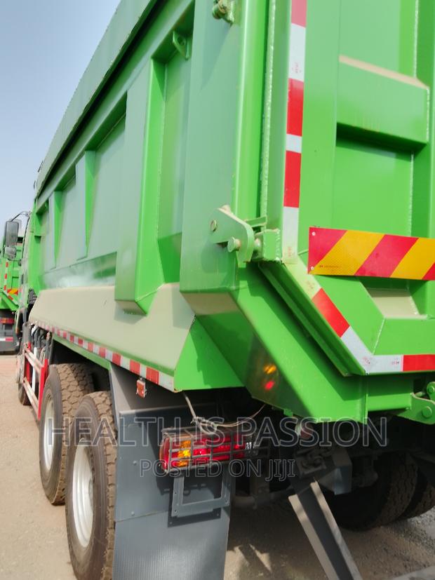 Brand New Zoomlion Tipper Trucks 12wheel 10wheel for Sale photo 7