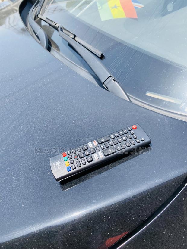 Classic Design LG Remote Control,Black. · Photo 2
