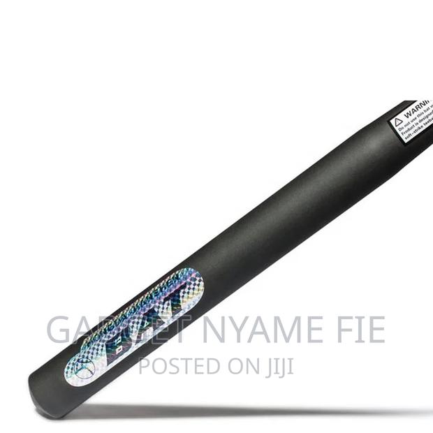 Metallic Baseball Bat · Photo 4