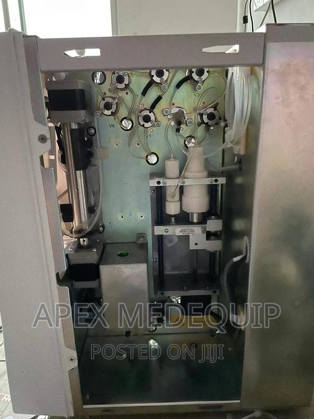 Hematology Analyzer ( Mindray Bc 2800) · Photo 4