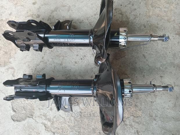 Hyundai Elantra 2008-2010 Front Shocks photo 2