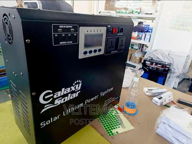 Galaxy 2000W Solar Generator · Photo 4
