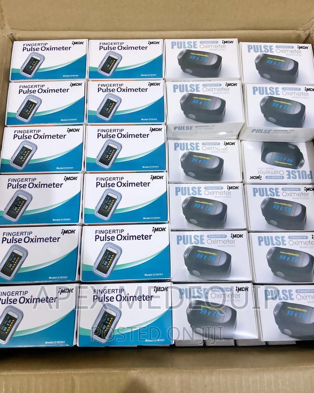 Finger Tip Pulse Oximeter Quality · Photo 4