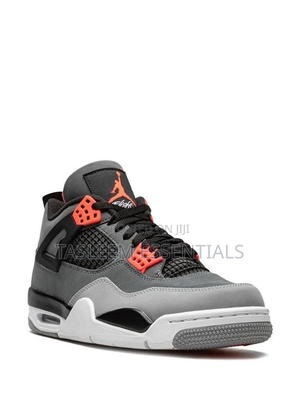 Nike Sneakers photo 5