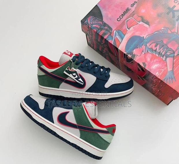 Nike Sneakers photo 11