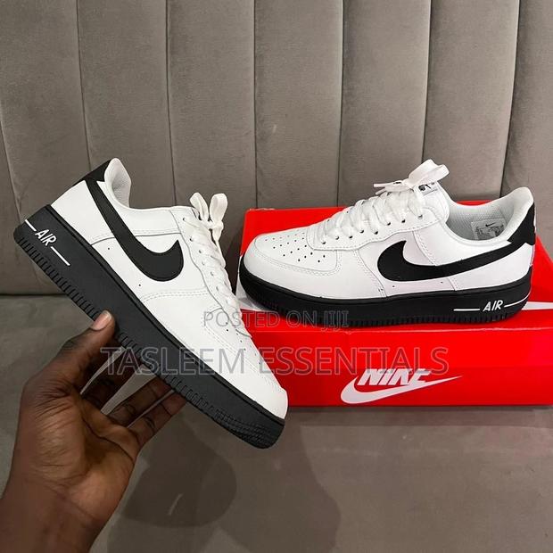 Nike Sneakers photo 14