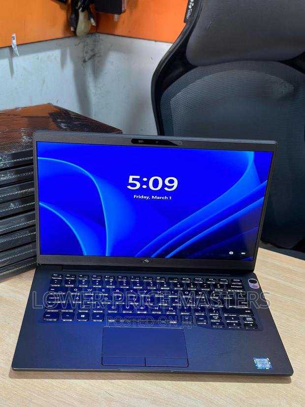New Laptop Dell Latitude 7400 16GB Intel Core i7 SSD 512GB · Photo 1