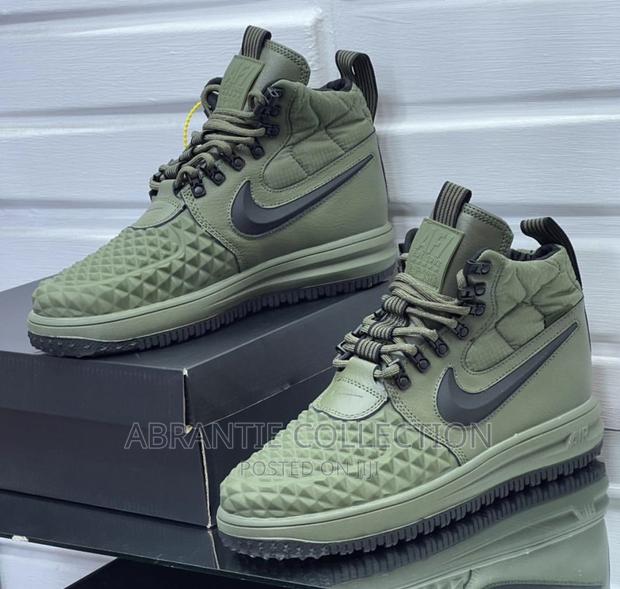 Nike Lunar Air Force 1 · Photo 4