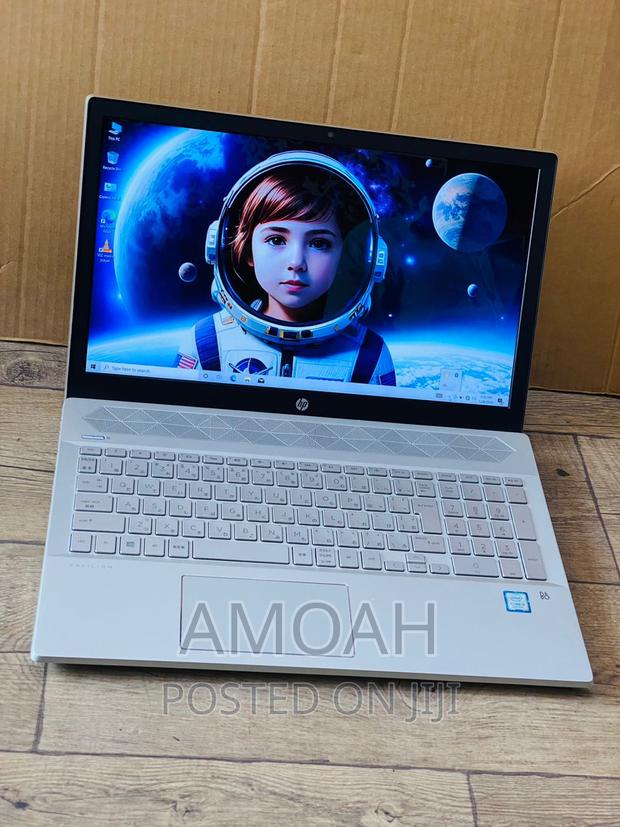 Laptop HP Pavilion 15 8GB Intel Core I3 SSD 256GB · Photo 2