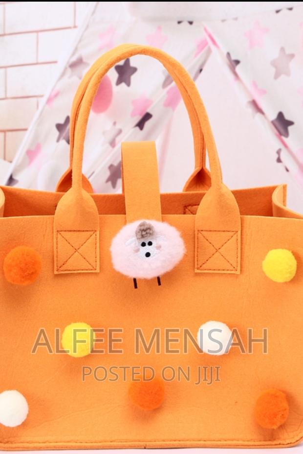 2024 New Women's Felt Handbag Large Capacity