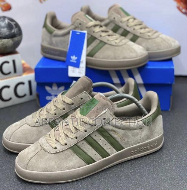 Adidas Broomfield Khaki · Photo 4