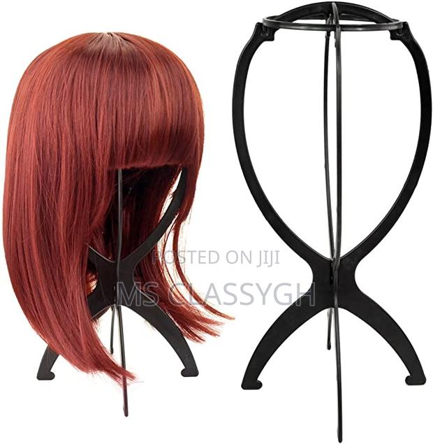 Portable Durable Plastic Folding Wig Holder · Photo 2