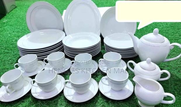 47pcs Ceramic Dinner Set · Photo 2