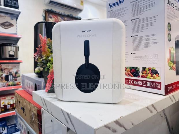 Canceling Wireless Over SONY WH-1000XM5 Headphones · Photo 2