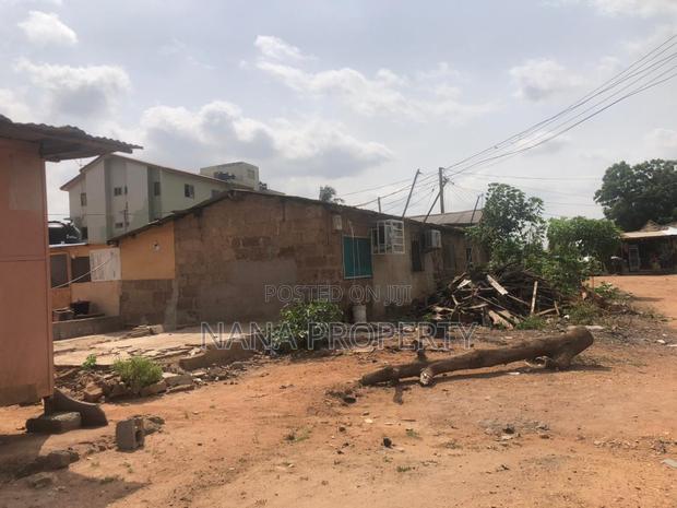Six Plots of Land for Sale Located at Adenta Rowi Wall · Photo 1