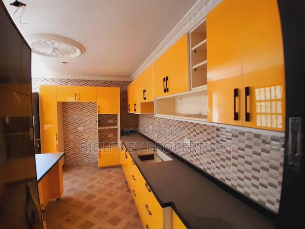 7bdrm Duplex in Kronum Afrancho, Kumasi Metropolitan for sale · Photo 3