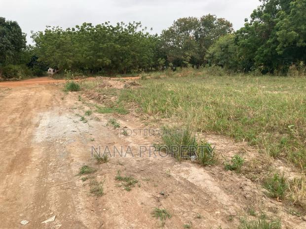 Fifty Acres of Land for Sale Located at Dowdowa Ayikuma · Photo 1