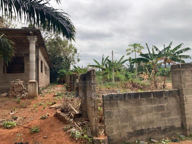 Half Plots of Land for Sale Located at Oyarifa Kuotaam · Photo 2