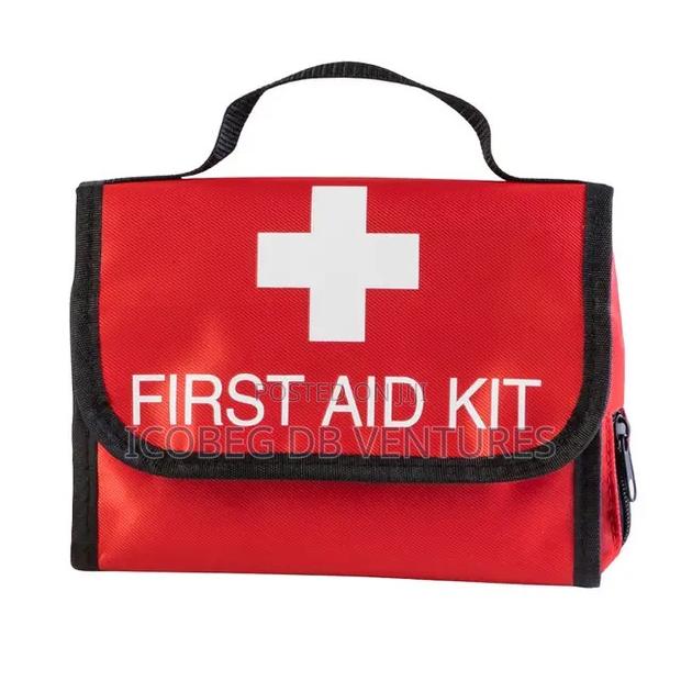 Smilepus Foldable First Aid Kit