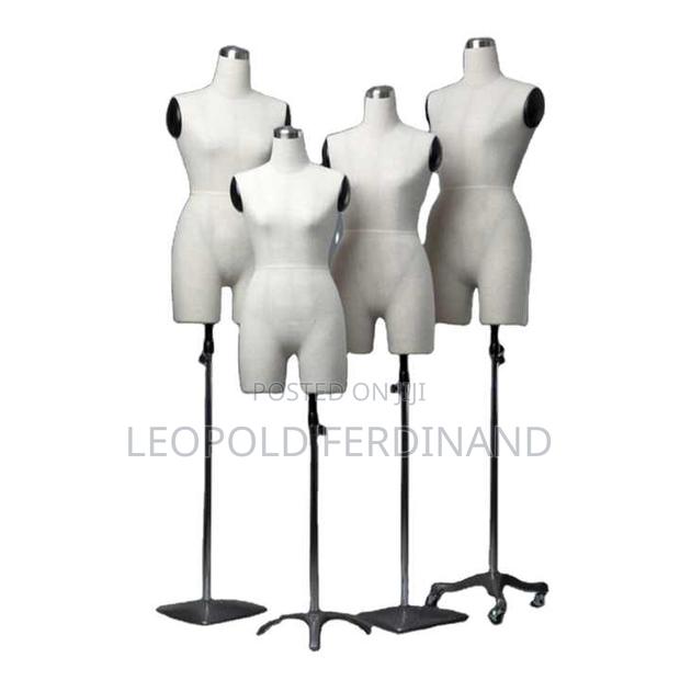 Female Standard Dress Forms · Photo 4
