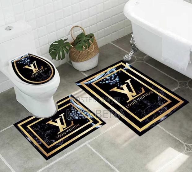 Bathroom Mat · Photo 2