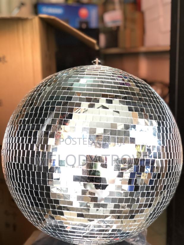 40x40 Mirror Ball (Silver) · Photo 2