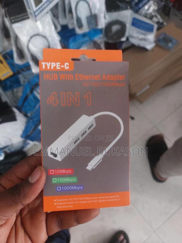 Type C Hub With LAN · Photo 4