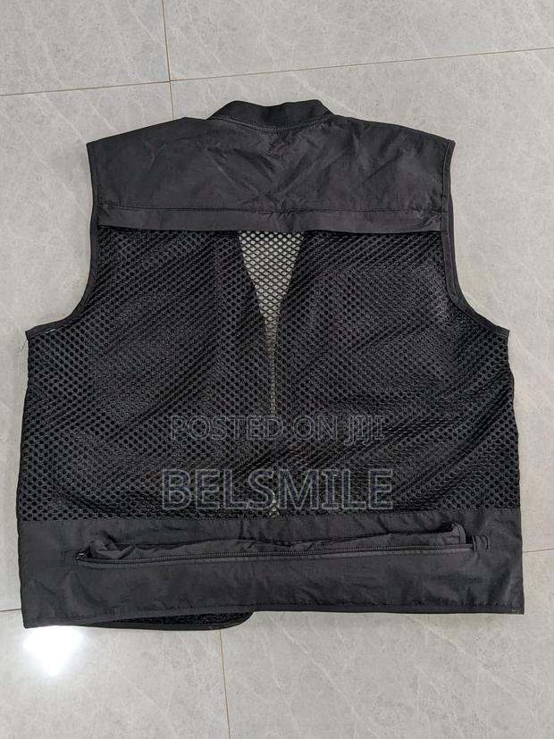 Photography, Videography and Media Vest Multi Pockets photo 6