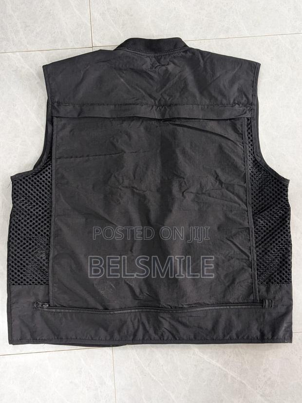 Photography, Videography and Media Vest Multi Pockets photo 7