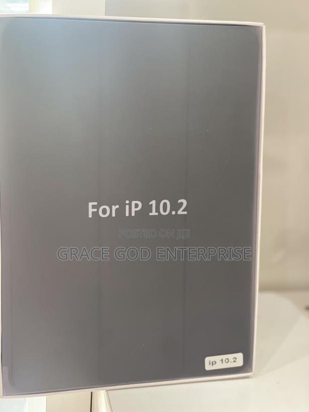 Apple iPad 7,8 9th Gen Folio Smart Case 10.2 Screen Size · Photo 3