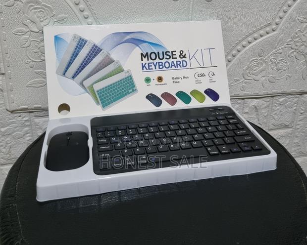 Mini Rechargeable Wireless Keyboard With Mouse · Photo 4