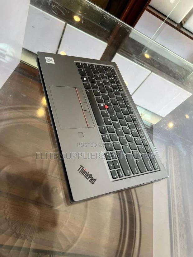 New Laptop Lenovo Thinkpad X1 Yoga 16GB Intel Core I5 SSD 512GB · Photo 3