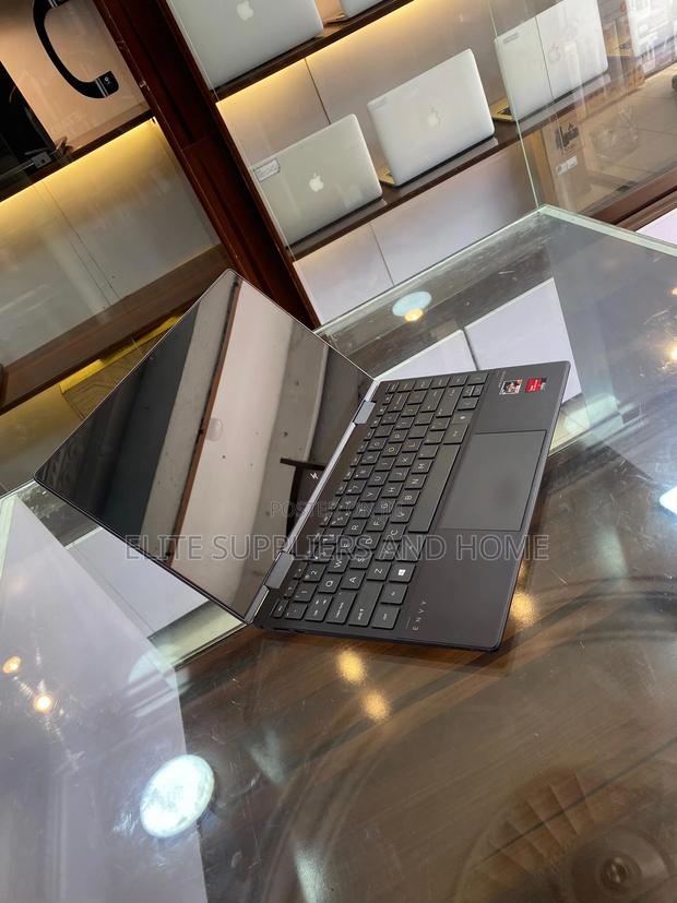 Laptop HP Envy 13 8GB AMD Ryzen SSD 512GB · Photo 2