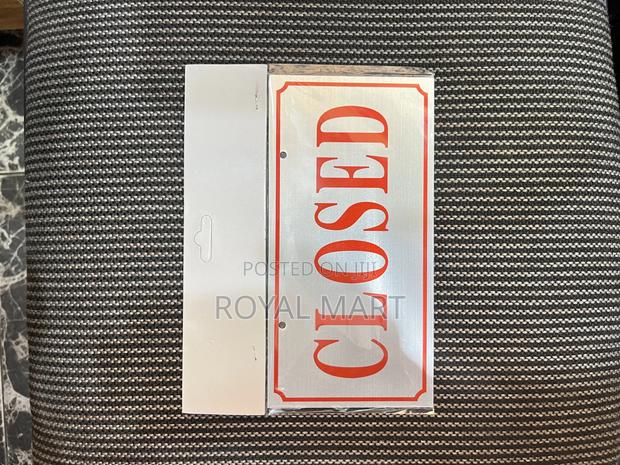 Open and Closed Communication Sign