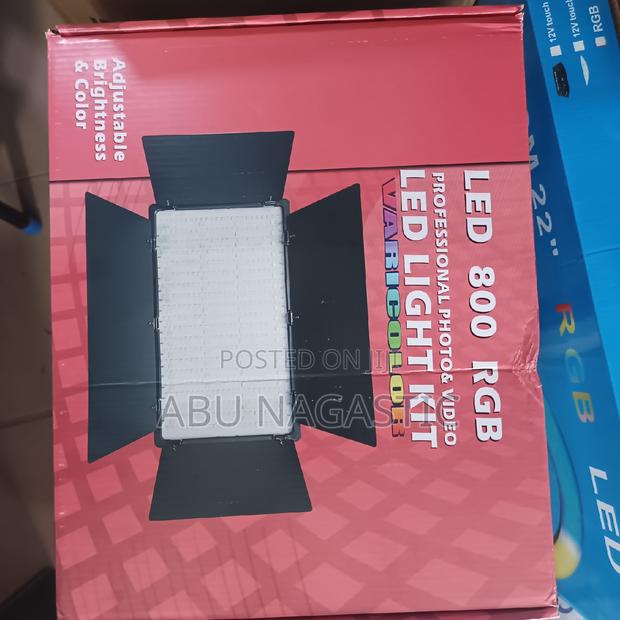 Studio Photography Video Led-U800+ RGB Light With Stand · Photo 4