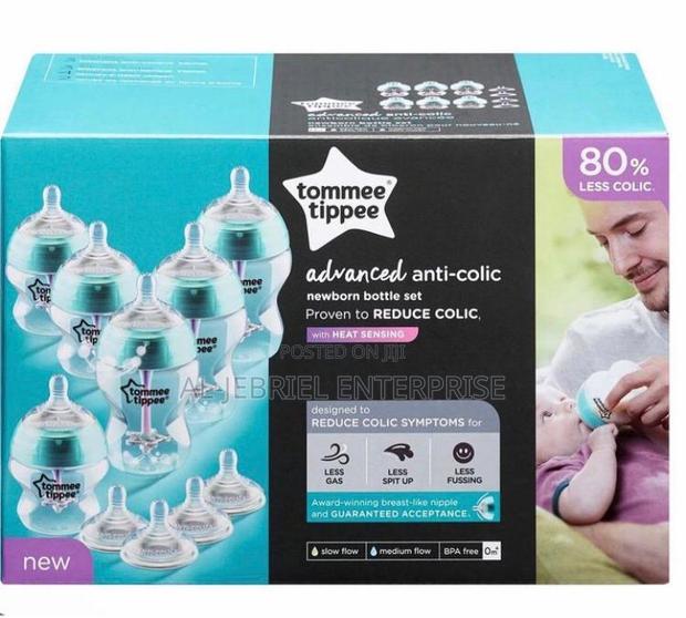 Tommee Tippee Advanced Anti-Colic Newborn Bottle Set · Photo 2