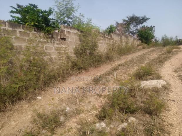One Plot of Land for Sale Located at Oyarifa Kuotaam · Photo 2