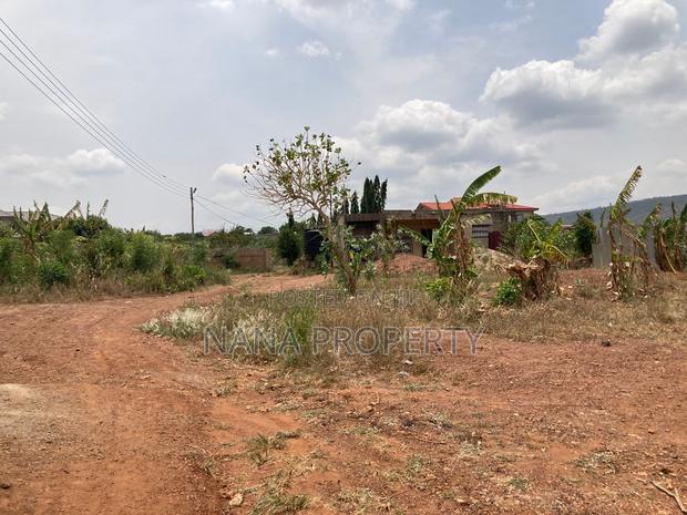 Two Plots of Land for Sale Located at Oyarifa Kuotaam · Photo 2