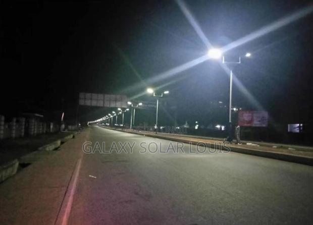 100W All in One Solar Street Light Industrial Type photo 3