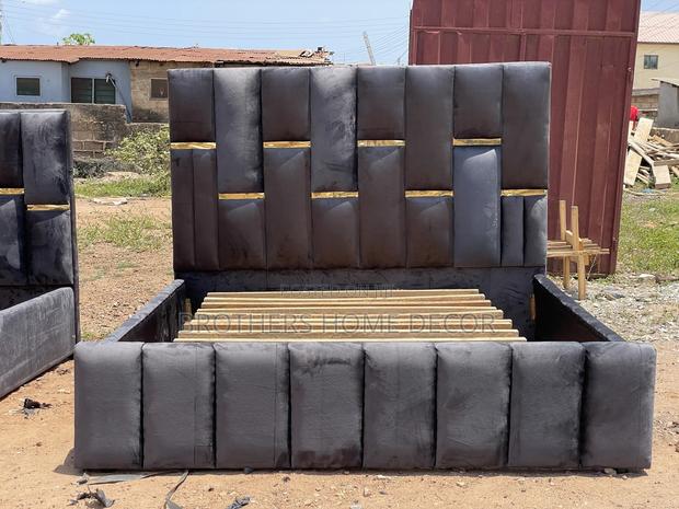 Solid Queen Size Design Bedframe photo 2