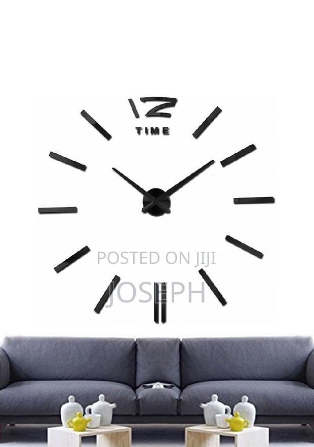 3d Wall Clock Big Type 3 · Photo 4