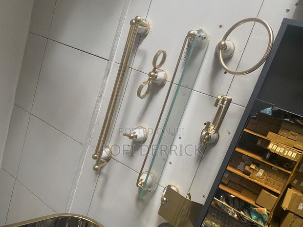 Gold Bathroom Accessories Set