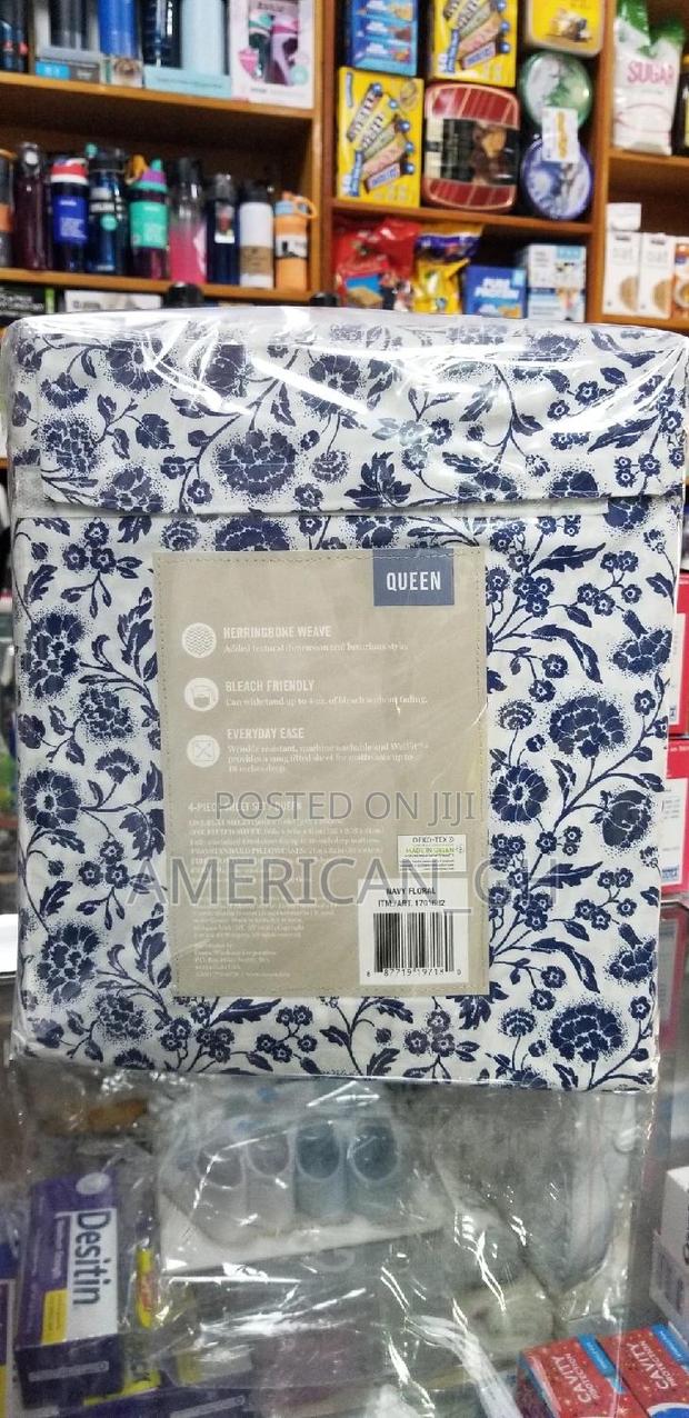 4 Pieces Martha Stewart Sheet Set (Queen) · Photo 4