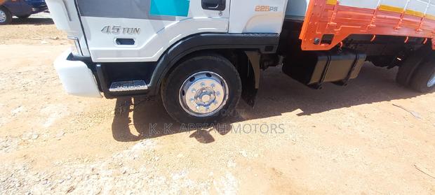 Hyundai 5 Ton Eight Holes photo 5