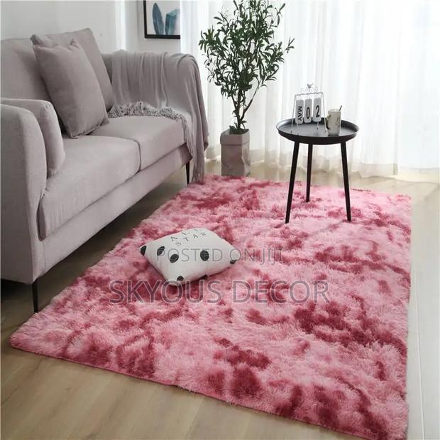 Fluffy Carpet · Photo 2