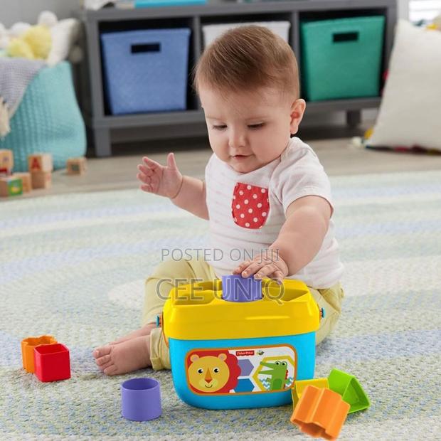 Shape and Colours Toys · Photo 2