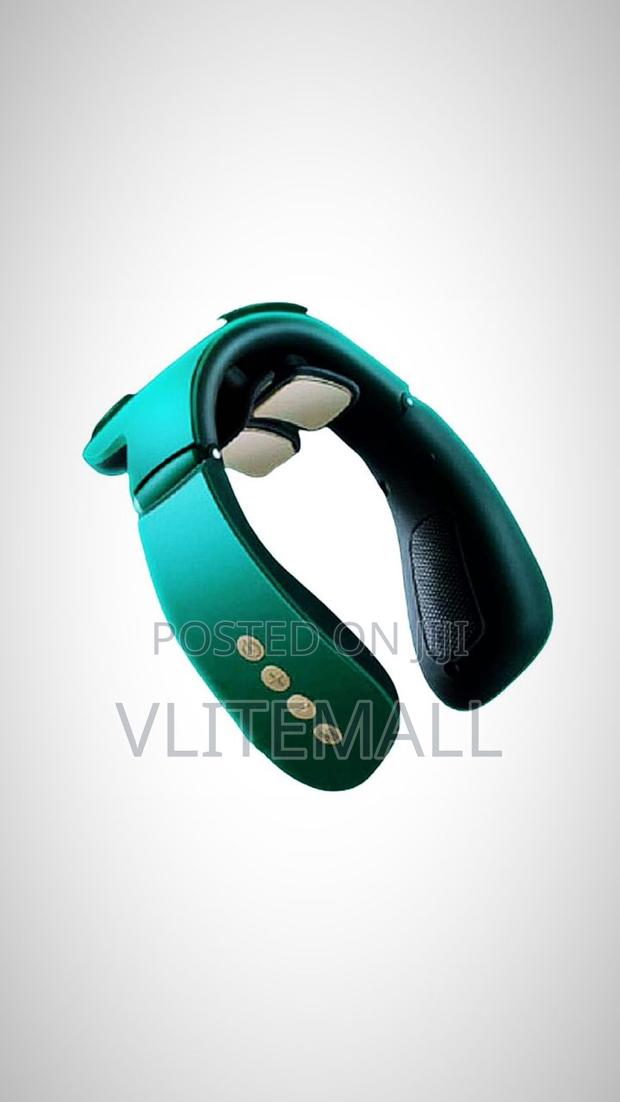 Portable Neck Massager · Photo 3